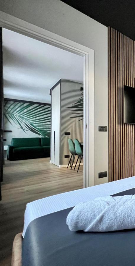 Prestige Duomo Apartment - Lake Como Exterior foto
